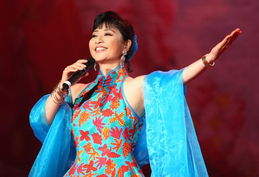 <em>著名</em>歌唱家:殷秀梅_中国<em>音乐家</em>名录_中国文艺